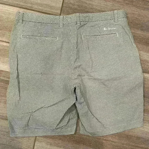 Men’s Ben Sherman printed shorts, size 33 - Picture 2 of 3